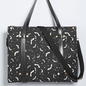 ISO (NOT FOR SALE) Modcloth Camp Director Bat Bag